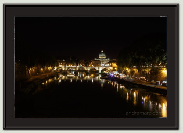 Ponte Sisto in Rome at night